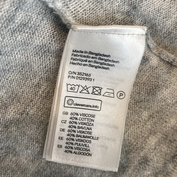 H&M Gray Heathered Cardigan Small S EUC Lightweight - Picture 6 of 7